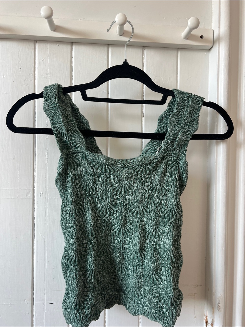 Sleeveless Knit Tank Top - Green